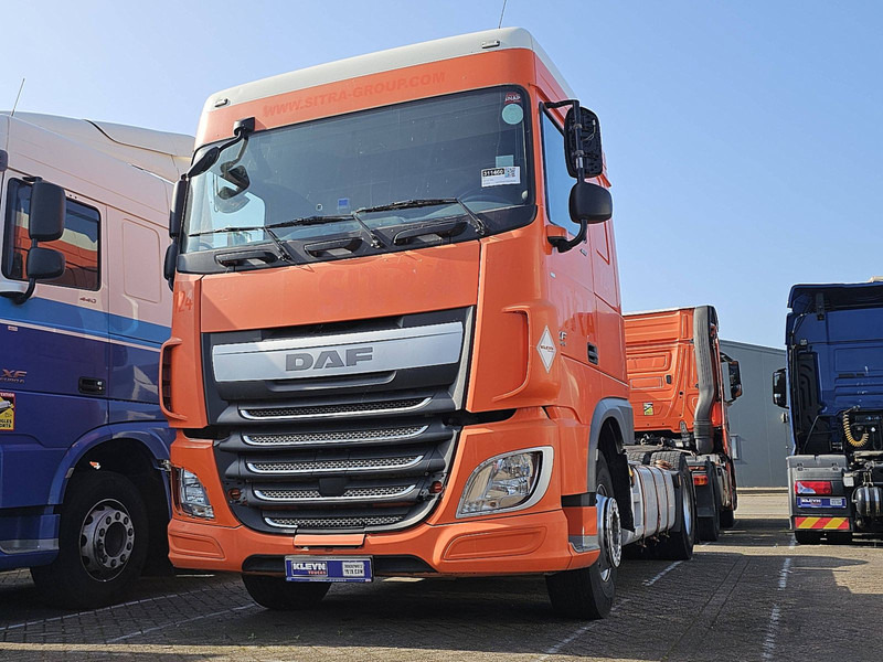 DAF XF 440 SPACECAB MANUAL - Tegljač: slika DAF XF 440 SPACECAB MANUAL - Tegljač DAF XF 440 SPACECAB MANUAL - Tegljač: slika DAF XF 440 SPACECAB MANUAL - Tegljač