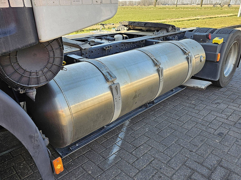 Tegljač Iveco AS440S46 STRALIS LNG INTARDER: slika Tegljač Iveco AS440S46 STRALIS LNG INTARDER