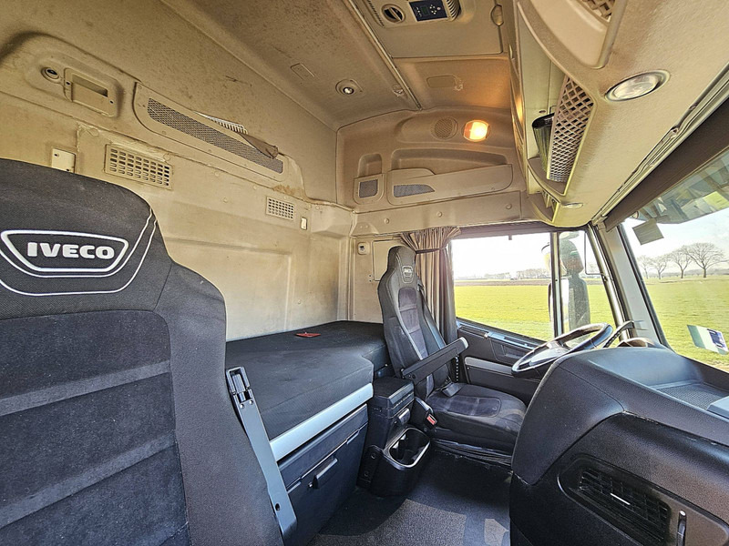 Tegljač Iveco AS440S46 STRALIS LNG INTARDER: slika Tegljač Iveco AS440S46 STRALIS LNG INTARDER