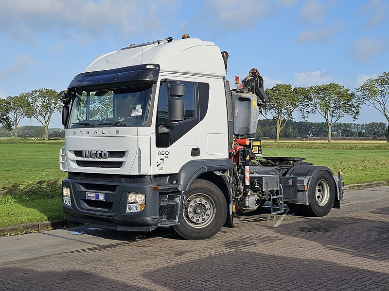 Iveco AT440S45 STRALIS FASSI F230XP-4 - Tegljač: slika Iveco AT440S45 STRALIS FASSI F230XP-4 - Tegljač Iveco AT440S45 STRALIS FASSI F230XP-4 - Tegljač: slika Iveco AT440S45 STRALIS FASSI F230XP-4 - Tegljač