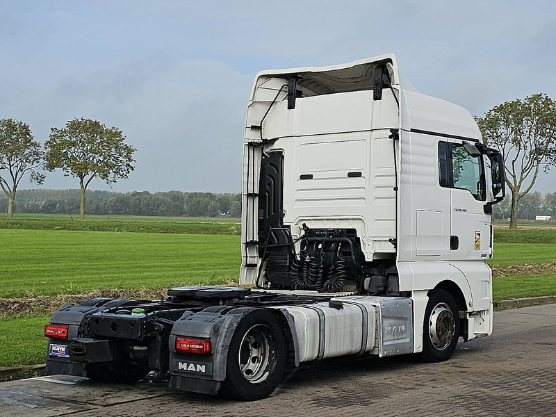 MAN 18.460 TGX XLX LLS-U 2X TANK - Tegljač: slika MAN 18.460 TGX XLX LLS-U 2X TANK - Tegljač MAN 18.460 TGX XLX LLS-U 2X TANK - Tegljač: slika MAN 18.460 TGX XLX LLS-U 2X TANK - Tegljač