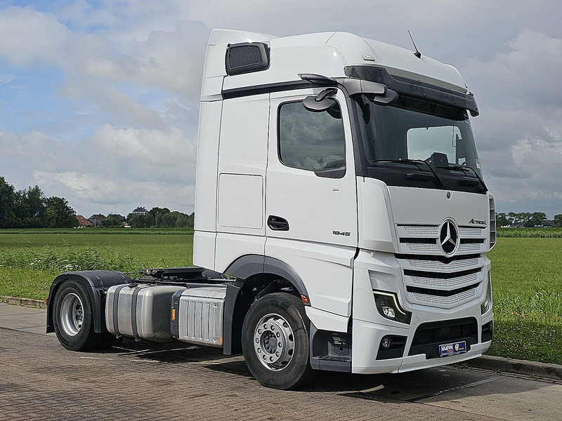 Mercedes-Benz ACTROS 1845 LS L LED BIGSP. 2X TANK - Tegljač: slika Mercedes-Benz ACTROS 1845 LS L LED BIGSP. 2X TANK - Tegljač Mercedes-Benz ACTROS 1845 LS L LED BIGSP. 2X TANK - Tegljač: slika Mercedes-Benz ACTROS 1845 LS L LED BIGSP. 2X TANK - Tegljač