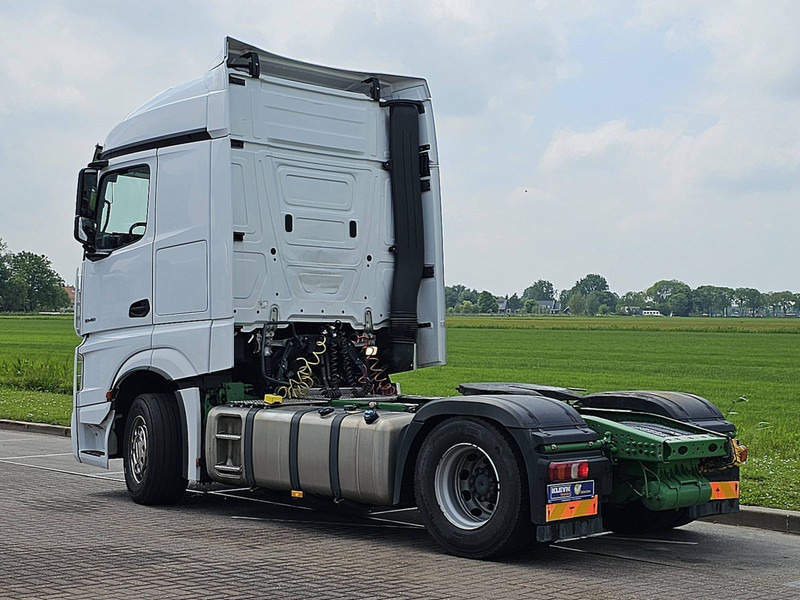Tegljač Mercedes-Benz ACTROS 1848 LS STR.SP. RET. 2X TANK: slika Tegljač Mercedes-Benz ACTROS 1848 LS STR.SP. RET. 2X TANK