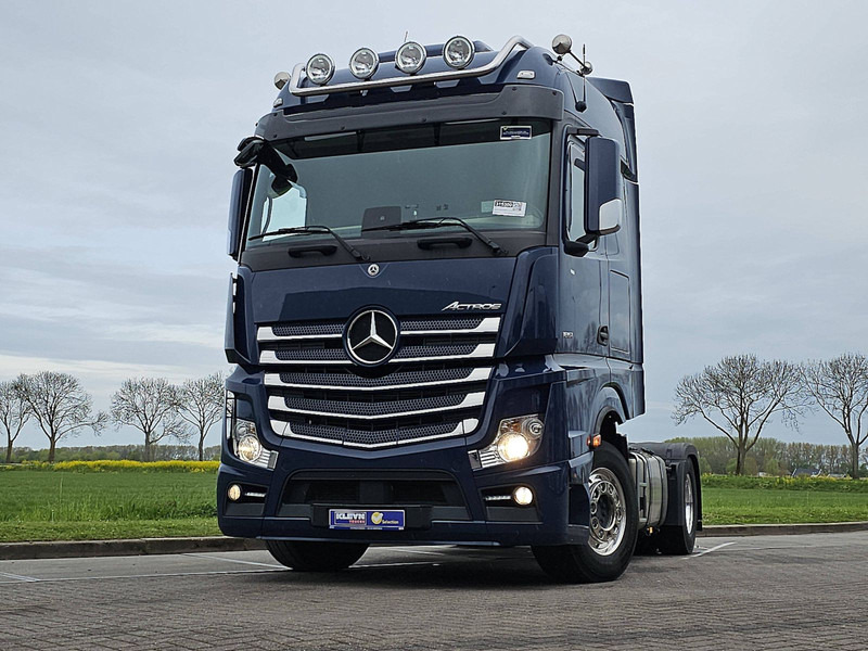 Mercedes-Benz ACTROS 1851 - Tegljač: slika Mercedes-Benz ACTROS 1851 - Tegljač Mercedes-Benz ACTROS 1851 - Tegljač: slika Mercedes-Benz ACTROS 1851 - Tegljač