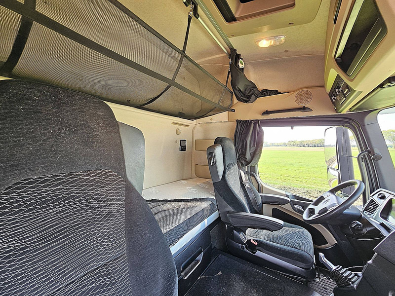 Tegljač Mercedes-Benz ACTROS 1851: slika Tegljač Mercedes-Benz ACTROS 1851