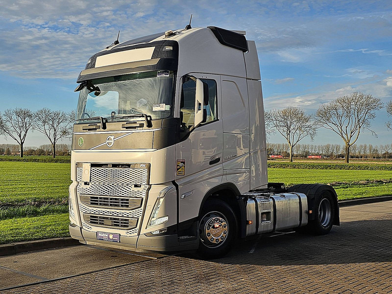 Volvo FH 500 XL LED I-PARK-COOL - Tegljač: slika Volvo FH 500 XL LED I-PARK-COOL - Tegljač Volvo FH 500 XL LED I-PARK-COOL - Tegljač: slika Volvo FH 500 XL LED I-PARK-COOL - Tegljač