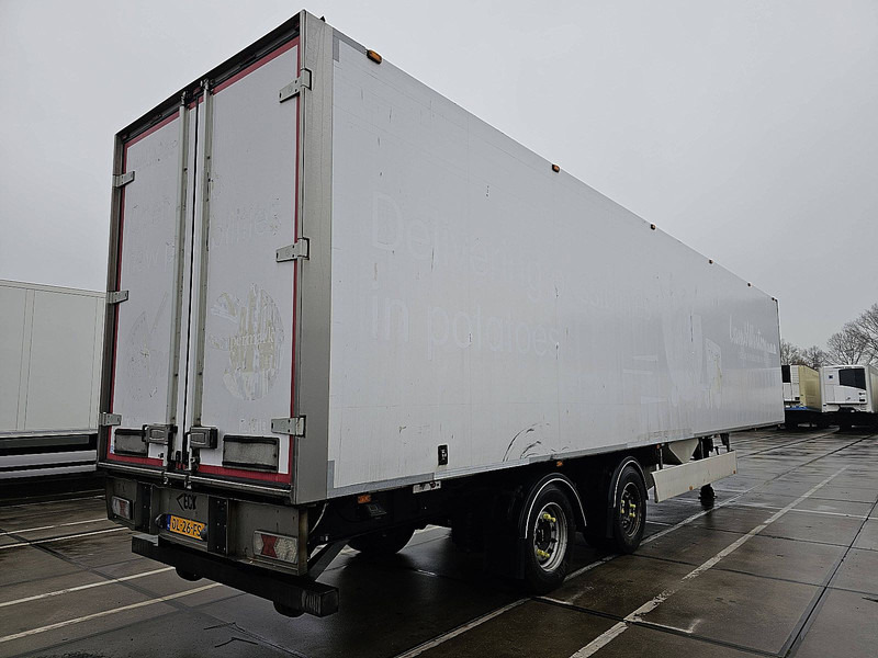 Van Eck U T-2 I - Poluprikolica sa zatvorenim sandukom: slika Van Eck U T-2 I - Poluprikolica sa zatvorenim sandukom Van Eck U T-2 I - Poluprikolica sa zatvorenim sandukom: slika Van Eck U T-2 I - Poluprikolica sa zatvorenim sandukom