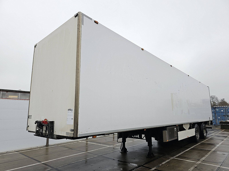 Van Eck U T-2 I - Poluprikolica sa zatvorenim sandukom: slika Van Eck U T-2 I - Poluprikolica sa zatvorenim sandukom Van Eck U T-2 I - Poluprikolica sa zatvorenim sandukom: slika Van Eck U T-2 I - Poluprikolica sa zatvorenim sandukom