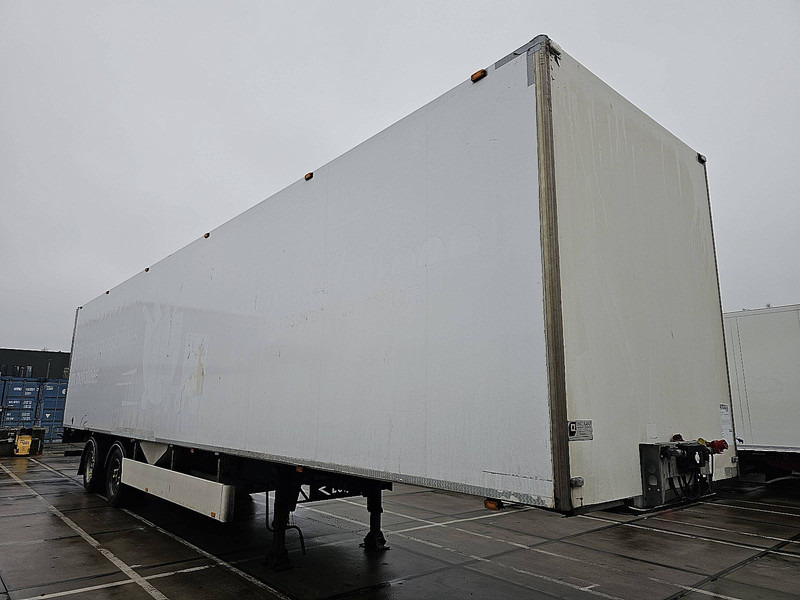 Van Eck U T-2 I - Poluprikolica sa zatvorenim sandukom: slika Van Eck U T-2 I - Poluprikolica sa zatvorenim sandukom Van Eck U T-2 I - Poluprikolica sa zatvorenim sandukom: slika Van Eck U T-2 I - Poluprikolica sa zatvorenim sandukom