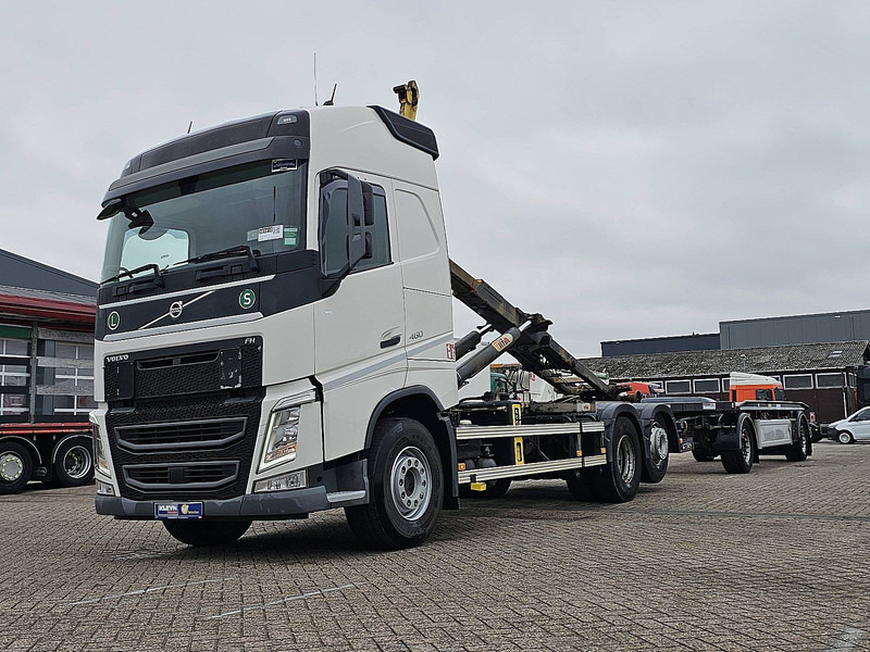 Volvo FH 460 6X2 HYVALIFT 291TKM - Kamion s kukastom dizalicom: slika Volvo FH 460 6X2 HYVALIFT 291TKM - Kamion s kukastom dizalicom Volvo FH 460 6X2 HYVALIFT 291TKM - Kamion s kukastom dizalicom: slika Volvo FH 460 6X2 HYVALIFT 291TKM - Kamion s kukastom dizalicom