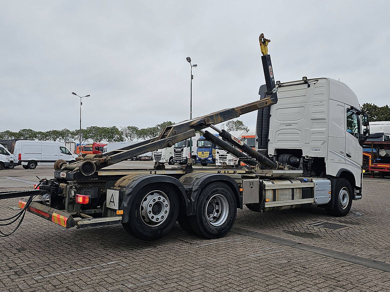 Volvo FH 460 6X2 HYVALIFT 291TKM - Kamion s kukastom dizalicom: slika Volvo FH 460 6X2 HYVALIFT 291TKM - Kamion s kukastom dizalicom Volvo FH 460 6X2 HYVALIFT 291TKM - Kamion s kukastom dizalicom: slika Volvo FH 460 6X2 HYVALIFT 291TKM - Kamion s kukastom dizalicom
