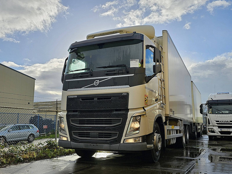Volvo FH 500 Meatrails,Chereau,TK - Kamion hladnjača: slika Volvo FH 500 Meatrails,Chereau,TK - Kamion hladnjača Volvo FH 500 Meatrails,Chereau,TK - Kamion hladnjača: slika Volvo FH 500 Meatrails,Chereau,TK - Kamion hladnjača