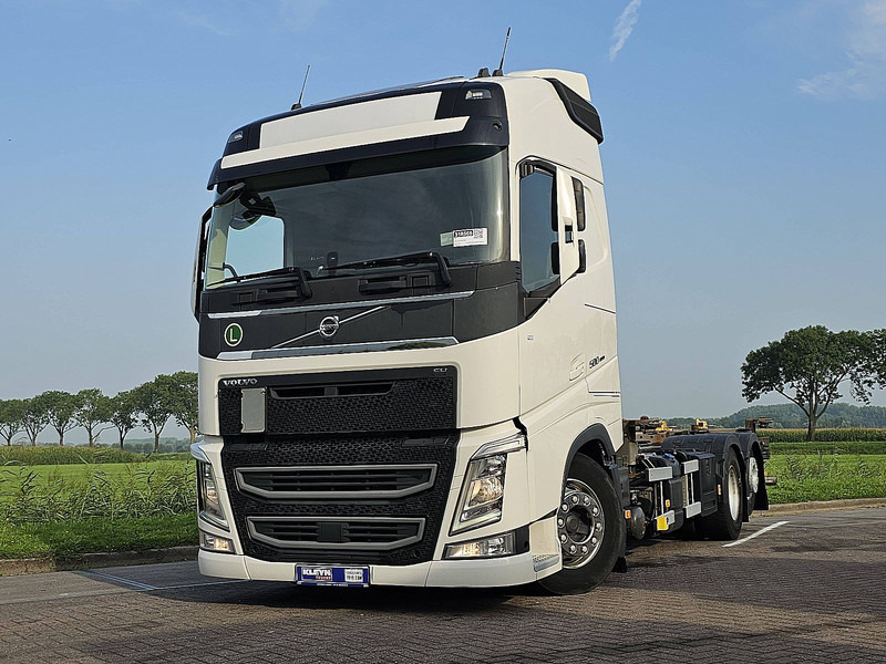Volvo FH 500 - Transporter kontejnera/ Kamion s izmjenjivim sanducima: slika Volvo FH 500 - Transporter kontejnera/ Kamion s izmjenjivim sanducima Volvo FH 500 - Transporter kontejnera/ Kamion s izmjenjivim sanducima: slika Volvo FH 500 - Transporter kontejnera/ Kamion s izmjenjivim sanducima