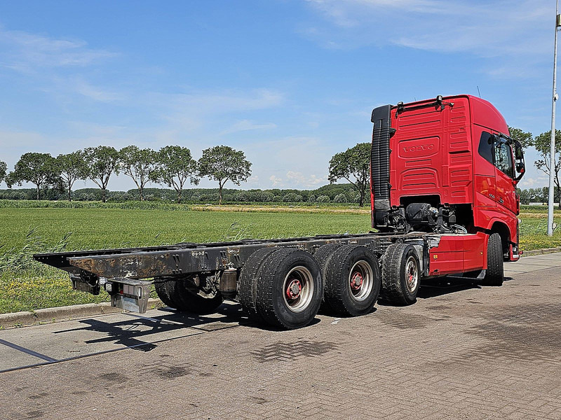 Volvo FH 650 8X4 RETARDER - Kamion-šasija: slika Volvo FH 650 8X4 RETARDER - Kamion-šasija Volvo FH 650 8X4 RETARDER - Kamion-šasija: slika Volvo FH 650 8X4 RETARDER - Kamion-šasija