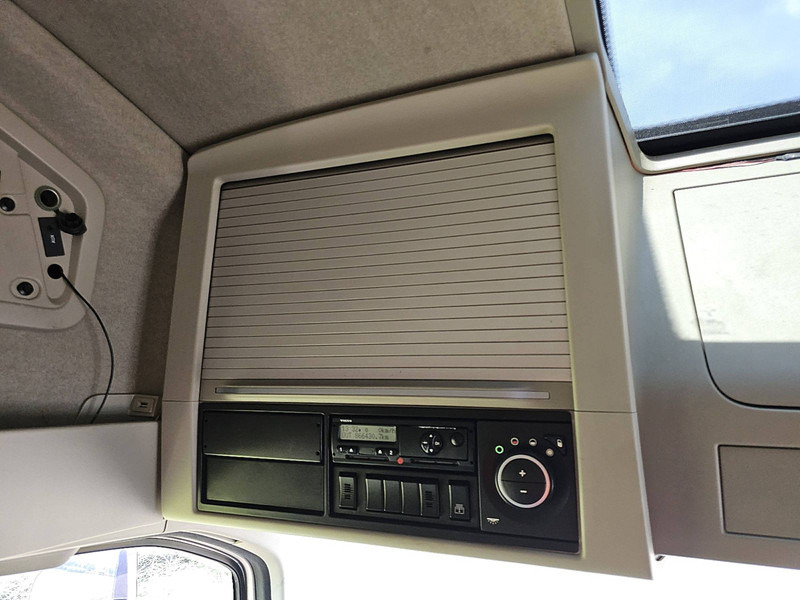 Kamion-šasija Volvo FH 750 6X2 9T FA WB 430: slika Kamion-šasija Volvo FH 750 6X2 9T FA WB 430