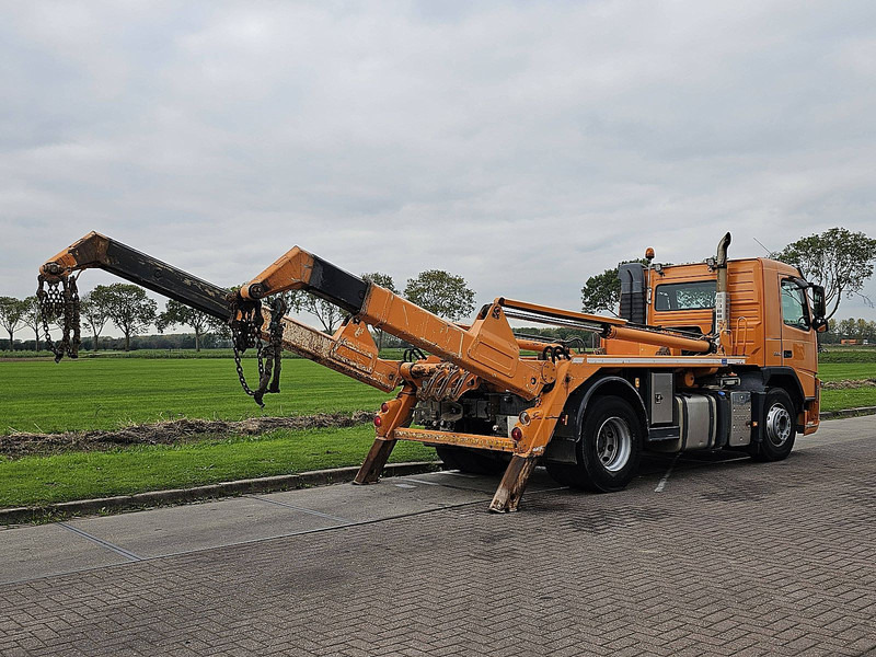 Volvo FM 330 - Utovarivač s proklizavajućim upravljanjem: slika Volvo FM 330 - Utovarivač s proklizavajućim upravljanjem Volvo FM 330 - Utovarivač s proklizavajućim upravljanjem: slika Volvo FM 330 - Utovarivač s proklizavajućim upravljanjem