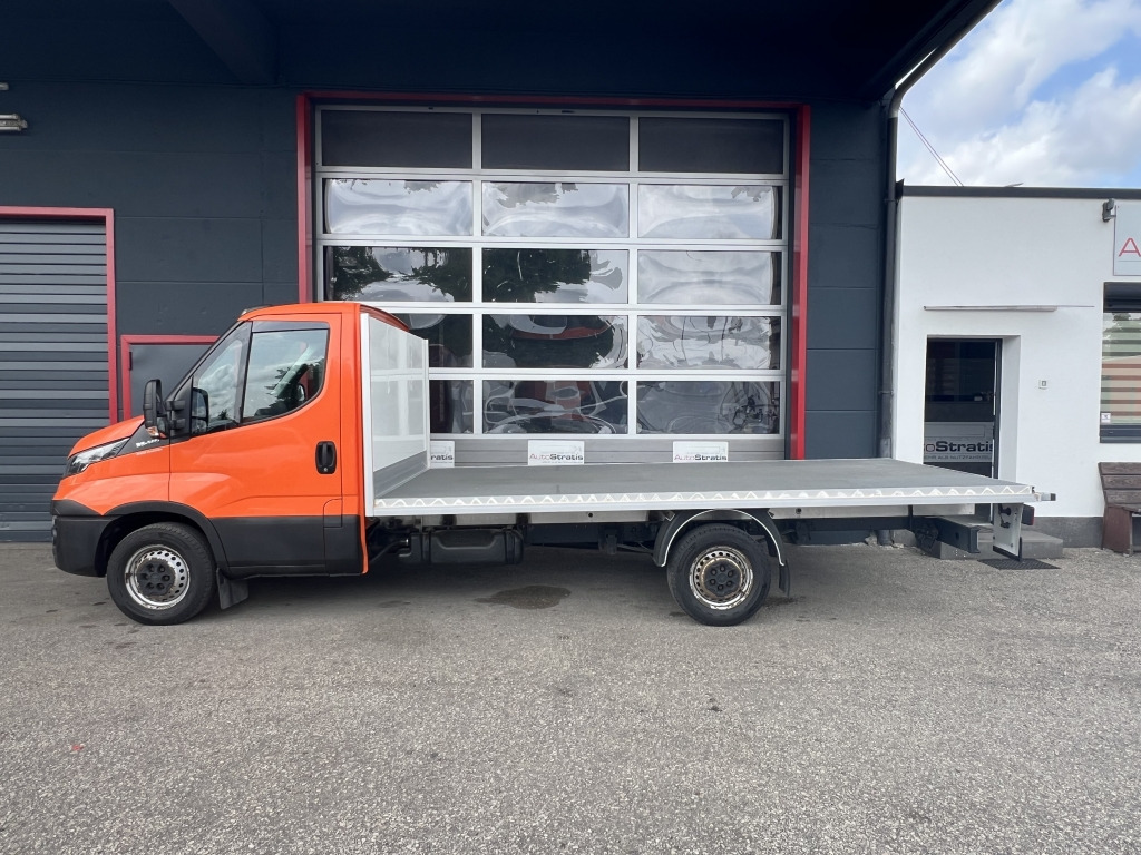 Iveco Daily 35S14 MAXI 4,35m Plattform Klima Kamera - Dostavno vozilo s ravnom platformom: slika Iveco Daily 35S14 MAXI 4,35m Plattform Klima Kamera - Dostavno vozilo s ravnom platformom Iveco Daily 35S14 MAXI 4,35m Plattform Klima Kamera - Dostavno vozilo s ravnom platformom: slika Iveco Daily 35S14 MAXI 4,35m Plattform Klima Kamera - Dostavno vozilo s ravnom platformom