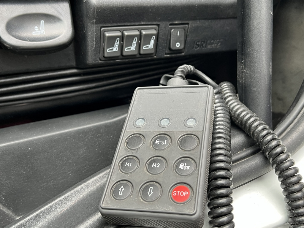 Iveco EuroCargo ML160E28 MitsubTU85 Tiefkühl 7,6m LBW - Kamion hladnjača: slika Iveco EuroCargo ML160E28 MitsubTU85 Tiefkühl 7,6m LBW - Kamion hladnjača Iveco EuroCargo ML160E28 MitsubTU85 Tiefkühl 7,6m LBW - Kamion hladnjača: slika Iveco EuroCargo ML160E28 MitsubTU85 Tiefkühl 7,6m LBW - Kamion hladnjača