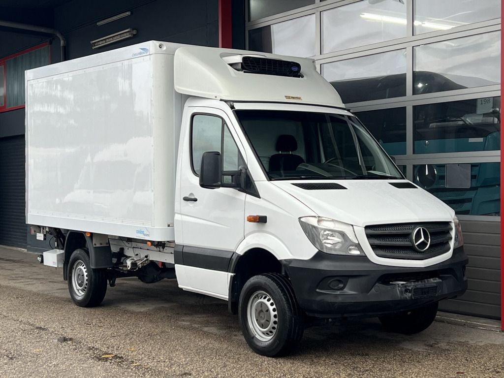 Mercedes-Benz Sprinter 316 CDI 4x4 3,4m CarrierViento Tiefkühl - Dostavno vozilo hladnjača: slika Mercedes-Benz Sprinter 316 CDI 4x4 3,4m CarrierViento Tiefkühl - Dostavno vozilo hladnjača Mercedes-Benz Sprinter 316 CDI 4x4 3,4m CarrierViento Tiefkühl - Dostavno vozilo hladnjača: slika Mercedes-Benz Sprinter 316 CDI 4x4 3,4m CarrierViento Tiefkühl - Dostavno vozilo hladnjača