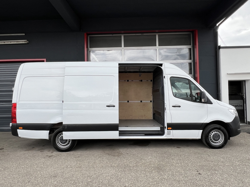 Mercedes-Benz Sprinter 317 CDI Euro6d MAXI Kamera AHK Org84`km - Furgon: slika Mercedes-Benz Sprinter 317 CDI Euro6d MAXI Kamera AHK Org84`km - Furgon Mercedes-Benz Sprinter 317 CDI Euro6d MAXI Kamera AHK Org84`km - Furgon: slika Mercedes-Benz Sprinter 317 CDI Euro6d MAXI Kamera AHK Org84`km - Furgon