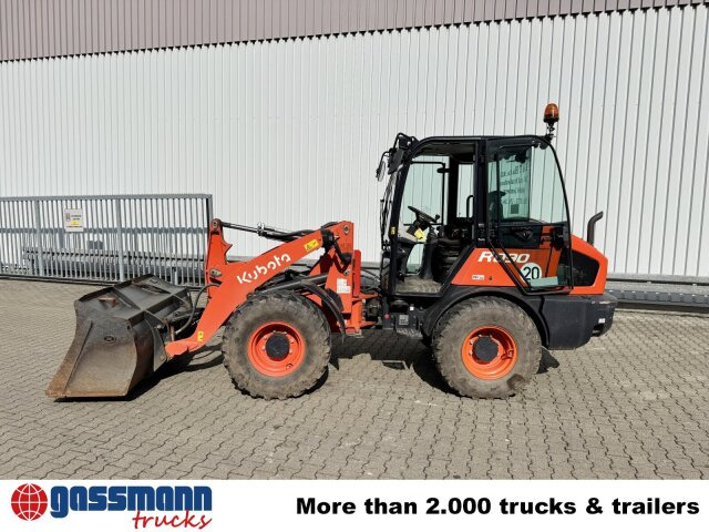 Kubota R090 4x4, Palettengabel, ca. 838 Betr.-Std. - Građevinski strojevi: slika Kubota R090 4x4, Palettengabel, ca. 838 Betr.-Std. - Građevinski strojevi Kubota R090 4x4, Palettengabel, ca. 838 Betr.-Std. - Građevinski strojevi: slika Kubota R090 4x4, Palettengabel, ca. 838 Betr.-Std. - Građevinski strojevi