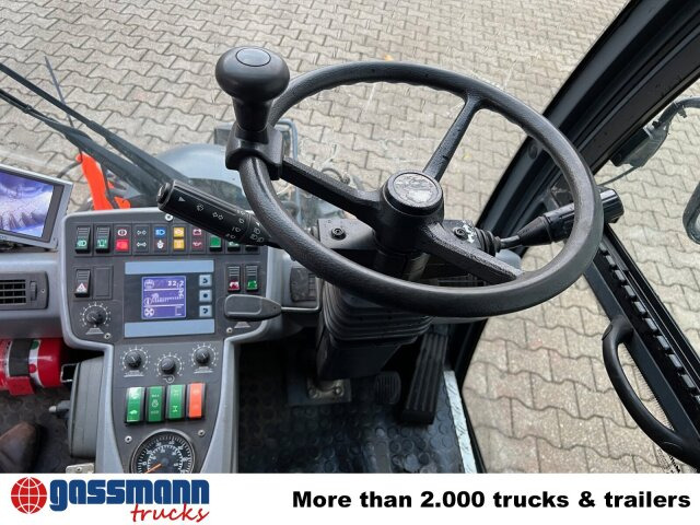 Hako Multicar Citymaster 2000 2B Kehrmaschine 4x2 - Cestovna čistilica: slika Hako Multicar Citymaster 2000 2B Kehrmaschine 4x2 - Cestovna čistilica Hako Multicar Citymaster 2000 2B Kehrmaschine 4x2 - Cestovna čistilica: slika Hako Multicar Citymaster 2000 2B Kehrmaschine 4x2 - Cestovna čistilica