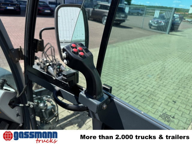 Hako Multicar Citymaster 2000 3B Kehrmaschine 4x2 - Cestovna čistilica: slika Hako Multicar Citymaster 2000 3B Kehrmaschine 4x2 - Cestovna čistilica Hako Multicar Citymaster 2000 3B Kehrmaschine 4x2 - Cestovna čistilica: slika Hako Multicar Citymaster 2000 3B Kehrmaschine 4x2 - Cestovna čistilica