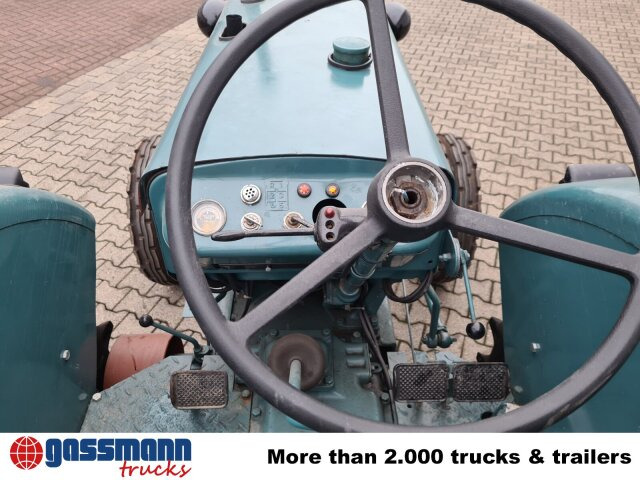 Hanomag HANOMAG - R 27 - Traktor: slika Hanomag HANOMAG - R 27 - Traktor Hanomag HANOMAG - R 27 - Traktor: slika Hanomag HANOMAG - R 27 - Traktor