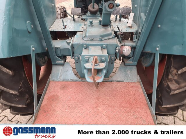 Hanomag HANOMAG - R 27 - Traktor: slika Hanomag HANOMAG - R 27 - Traktor Hanomag HANOMAG - R 27 - Traktor: slika Hanomag HANOMAG - R 27 - Traktor