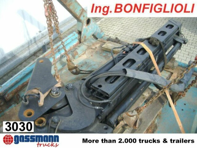 ING. BONFIGLIOLI Jip für Kran - Krak: slika ING. BONFIGLIOLI Jip für Kran - Krak ING. BONFIGLIOLI Jip für Kran - Krak: slika ING. BONFIGLIOLI Jip für Kran - Krak