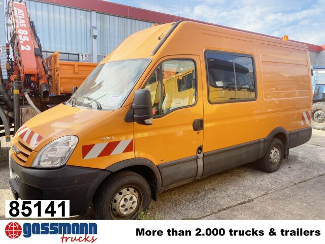 Iveco Daily 35S12 2,3 HPI 4x2, 8 Sitzplätze - Dostavno vozilo s dvostrukom kabinom: slika Iveco Daily 35S12 2,3 HPI 4x2, 8 Sitzplätze - Dostavno vozilo s dvostrukom kabinom Iveco Daily 35S12 2,3 HPI 4x2, 8 Sitzplätze - Dostavno vozilo s dvostrukom kabinom: slika Iveco Daily 35S12 2,3 HPI 4x2, 8 Sitzplätze - Dostavno vozilo s dvostrukom kabinom