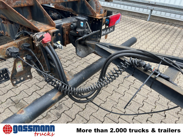 Kögel AWE 18, Ex-Fahrschule - Transporter kontejnera/ Prikolica s izmjenjivim sanducima: slika Kögel AWE 18, Ex-Fahrschule - Transporter kontejnera/ Prikolica s izmjenjivim sanducima Kögel AWE 18, Ex-Fahrschule - Transporter kontejnera/ Prikolica s izmjenjivim sanducima: slika Kögel AWE 18, Ex-Fahrschule - Transporter kontejnera/ Prikolica s izmjenjivim sanducima