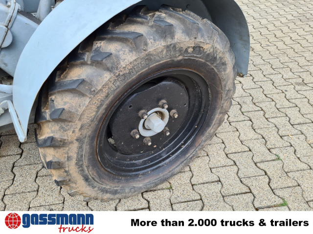 Kramer K18 allesschaffer, Hub 1628 - Traktor: slika Kramer K18 allesschaffer, Hub 1628 - Traktor Kramer K18 allesschaffer, Hub 1628 - Traktor: slika Kramer K18 allesschaffer, Hub 1628 - Traktor