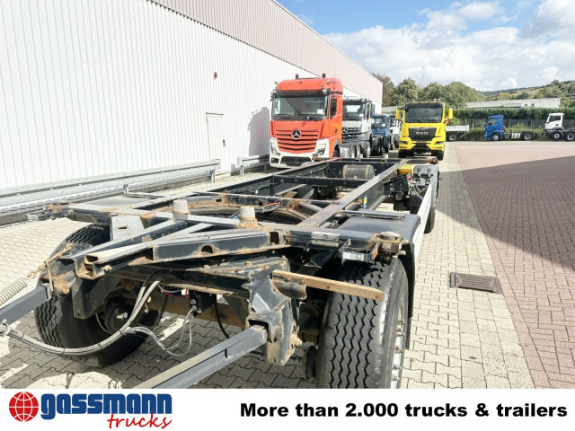 Krone AZW 18 - Transporter kontejnera/ Prikolica s izmjenjivim sanducima: slika Krone AZW 18 - Transporter kontejnera/ Prikolica s izmjenjivim sanducima Krone AZW 18 - Transporter kontejnera/ Prikolica s izmjenjivim sanducima: slika Krone AZW 18 - Transporter kontejnera/ Prikolica s izmjenjivim sanducima