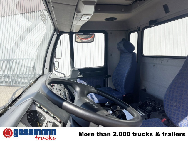 MAN 25/18.284 6x2-4 LL,Kran HMF 1113 K3, Funk, - Kamion s kukastom dizalicom, Kamion s kranom: slika MAN 25/18.284 6x2-4 LL,Kran HMF 1113 K3, Funk, - Kamion s kukastom dizalicom, Kamion s kranom MAN 25/18.284 6x2-4 LL,Kran HMF 1113 K3, Funk, - Kamion s kukastom dizalicom, Kamion s kranom: slika MAN 25/18.284 6x2-4 LL,Kran HMF 1113 K3, Funk, - Kamion s kukastom dizalicom, Kamion s kranom