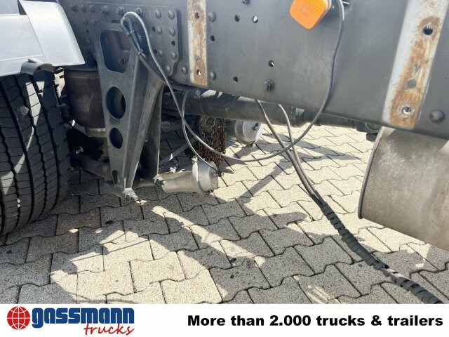 MAN 25/18.284 6x2-4 LL, Retarder, Lenkachse - Kamion-šasija: slika MAN 25/18.284 6x2-4 LL, Retarder, Lenkachse - Kamion-šasija MAN 25/18.284 6x2-4 LL, Retarder, Lenkachse - Kamion-šasija: slika MAN 25/18.284 6x2-4 LL, Retarder, Lenkachse - Kamion-šasija