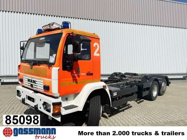 MAN 25/18.284 6x2-4 LL, Retarder, Lenkachse - Kamion-šasija: slika MAN 25/18.284 6x2-4 LL, Retarder, Lenkachse - Kamion-šasija MAN 25/18.284 6x2-4 LL, Retarder, Lenkachse - Kamion-šasija: slika MAN 25/18.284 6x2-4 LL, Retarder, Lenkachse - Kamion-šasija