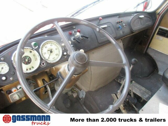 MAN 450 HALF TRO-TLF 16 - Vatrogasno vozilo: slika MAN 450 HALF TRO-TLF 16 - Vatrogasno vozilo MAN 450 HALF TRO-TLF 16 - Vatrogasno vozilo: slika MAN 450 HALF TRO-TLF 16 - Vatrogasno vozilo