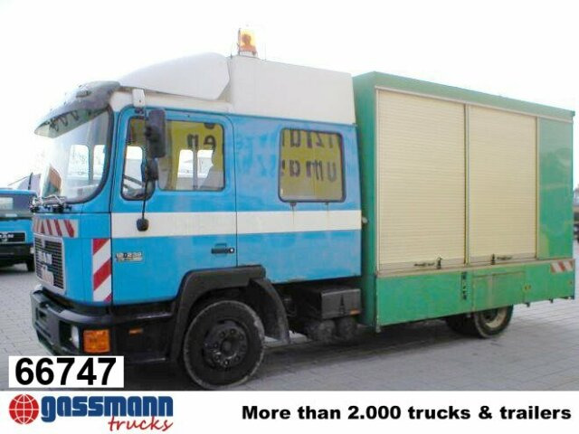 MAN Spülwagen - Vakum kamion: slika MAN Spülwagen - Vakum kamion MAN Spülwagen - Vakum kamion: slika MAN Spülwagen - Vakum kamion