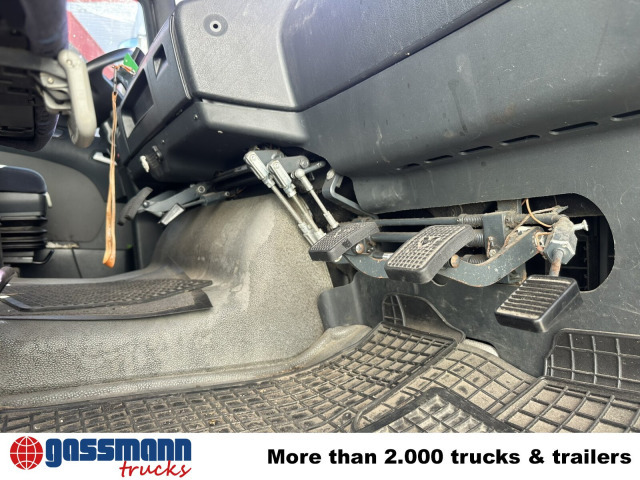 MAN TGA 18.360 LL 4x2, Fahrschule - Transporter kontejnera/ Kamion s izmjenjivim sanducima: slika MAN TGA 18.360 LL 4x2, Fahrschule - Transporter kontejnera/ Kamion s izmjenjivim sanducima MAN TGA 18.360 LL 4x2, Fahrschule - Transporter kontejnera/ Kamion s izmjenjivim sanducima: slika MAN TGA 18.360 LL 4x2, Fahrschule - Transporter kontejnera/ Kamion s izmjenjivim sanducima