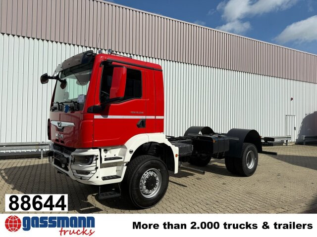 MAN TGM 18.320 4x4 BB CH - Kamion-šasija: slika MAN TGM 18.320 4x4 BB CH - Kamion-šasija MAN TGM 18.320 4x4 BB CH - Kamion-šasija: slika MAN TGM 18.320 4x4 BB CH - Kamion-šasija