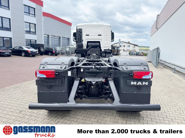 Novi Kamion-šasija MAN TGS 33.480 6x6 BB CH, Hohe Bauart, Nebenantrieb: slika Novi Kamion-šasija MAN TGS 33.480 6x6 BB CH, Hohe Bauart, Nebenantrieb