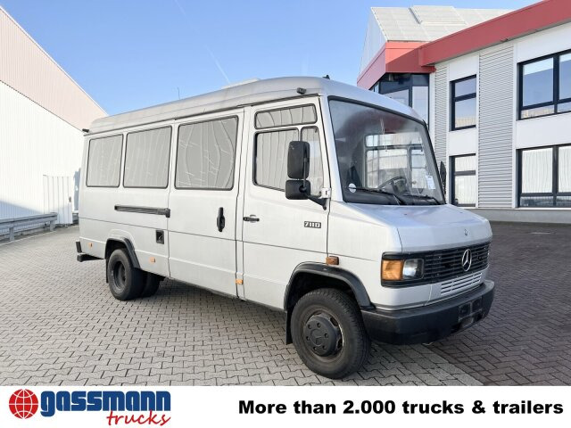 Minibus, Putnički kombi Mercedes-Benz 711 D-KA 4x2, Standklima, 11-Sitze, 2 x on stock: slika Minibus, Putnički kombi Mercedes-Benz 711 D-KA 4x2, Standklima, 11-Sitze, 2 x on stock Minibus, Putnički kombi Mercedes-Benz 711 D-KA 4x2, Standklima, 11-Sitze, 2 x on stock: slika Minibus, Putnički kombi Mercedes-Benz 711 D-KA 4x2, Standklima, 11-Sitze, 2 x on stock