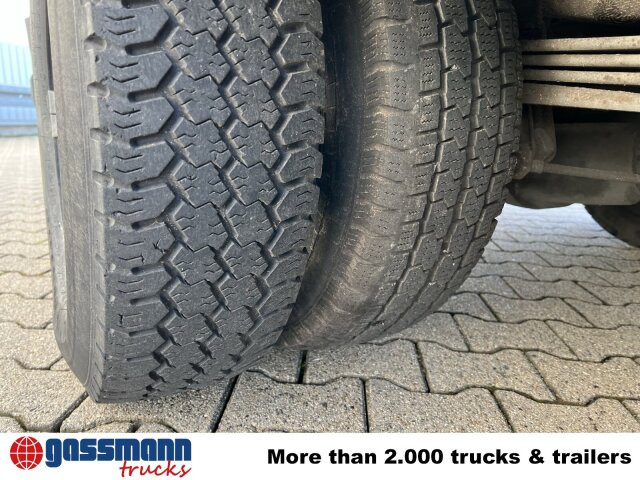 Mercedes-Benz 711 D-KA 4x2, Standklima, 11-Sitze, 2 x on stock - Minibus, Putnički kombi: slika Mercedes-Benz 711 D-KA 4x2, Standklima, 11-Sitze, 2 x on stock - Minibus, Putnički kombi Mercedes-Benz 711 D-KA 4x2, Standklima, 11-Sitze, 2 x on stock - Minibus, Putnički kombi: slika Mercedes-Benz 711 D-KA 4x2, Standklima, 11-Sitze, 2 x on stock - Minibus, Putnički kombi