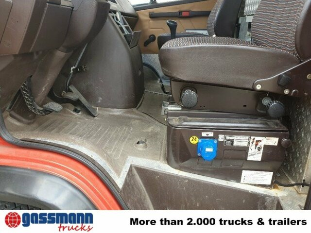 Mercedes-Benz 814 D TLF 8/6 4x2, DOKA, Feuerwehr - Vatrogasno vozilo: slika Mercedes-Benz 814 D TLF 8/6 4x2, DOKA, Feuerwehr - Vatrogasno vozilo Mercedes-Benz 814 D TLF 8/6 4x2, DOKA, Feuerwehr - Vatrogasno vozilo: slika Mercedes-Benz 814 D TLF 8/6 4x2, DOKA, Feuerwehr - Vatrogasno vozilo