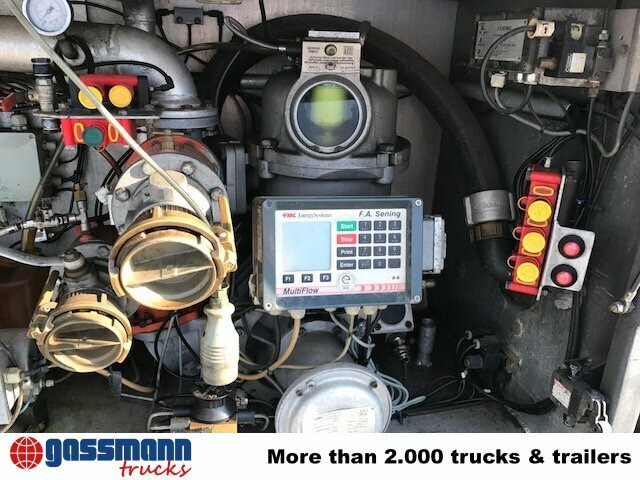 Mercedes-Benz Actros 1841 L 4x2, Esterer Tankaufbau ca. - Kamion cisterna: slika Mercedes-Benz Actros 1841 L 4x2, Esterer Tankaufbau ca. - Kamion cisterna Mercedes-Benz Actros 1841 L 4x2, Esterer Tankaufbau ca. - Kamion cisterna: slika Mercedes-Benz Actros 1841 L 4x2, Esterer Tankaufbau ca. - Kamion cisterna