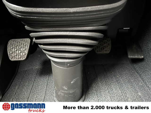 Mercedes-Benz Actros 2141 K 4x2 - Kamion-šasija: slika Mercedes-Benz Actros 2141 K 4x2 - Kamion-šasija Mercedes-Benz Actros 2141 K 4x2 - Kamion-šasija: slika Mercedes-Benz Actros 2141 K 4x2 - Kamion-šasija