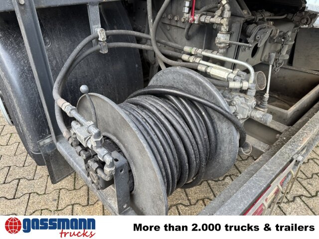 Mercedes-Benz Actros 2536 L 6x2, Müller Saug- und Spülwagen - Cestovna čistilica: slika Mercedes-Benz Actros 2536 L 6x2, Müller Saug- und Spülwagen - Cestovna čistilica Mercedes-Benz Actros 2536 L 6x2, Müller Saug- und Spülwagen - Cestovna čistilica: slika Mercedes-Benz Actros 2536 L 6x2, Müller Saug- und Spülwagen - Cestovna čistilica