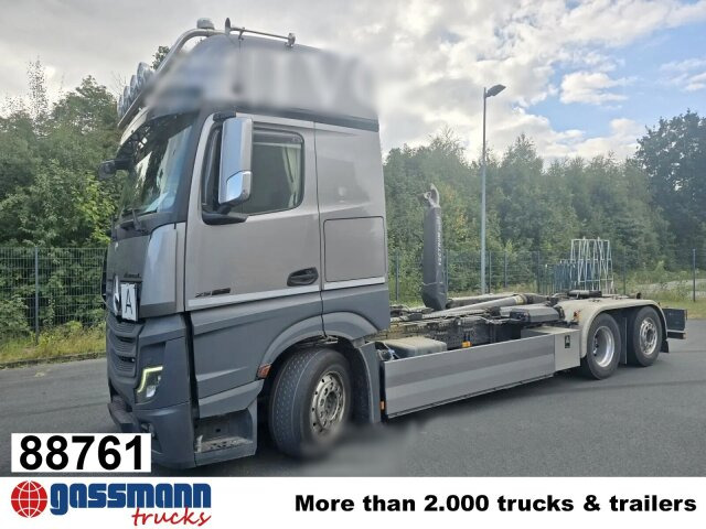 Mercedes-Benz Actros 2552 L 6x2, Lenk/Lift, Retarder, - Kamion s kukastom dizalicom: slika Mercedes-Benz Actros 2552 L 6x2, Lenk/Lift, Retarder, - Kamion s kukastom dizalicom Mercedes-Benz Actros 2552 L 6x2, Lenk/Lift, Retarder, - Kamion s kukastom dizalicom: slika Mercedes-Benz Actros 2552 L 6x2, Lenk/Lift, Retarder, - Kamion s kukastom dizalicom