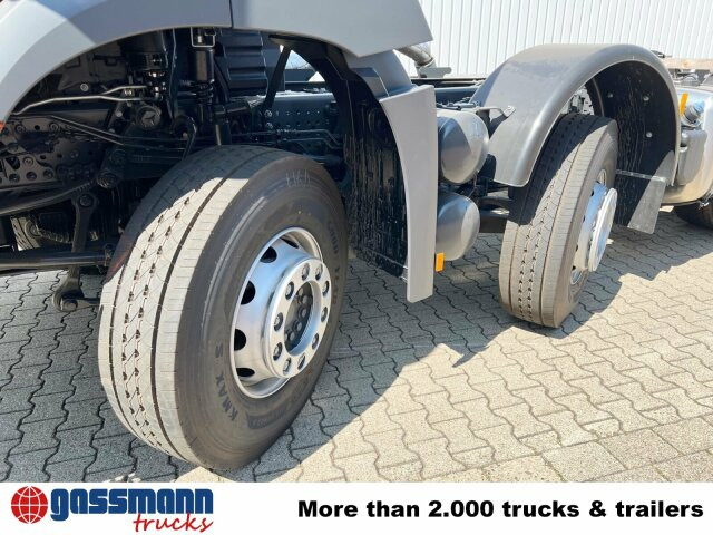 Mercedes-Benz Arocs 3240 8x4 - Kamion-šasija: slika Mercedes-Benz Arocs 3240 8x4 - Kamion-šasija Mercedes-Benz Arocs 3240 8x4 - Kamion-šasija: slika Mercedes-Benz Arocs 3240 8x4 - Kamion-šasija